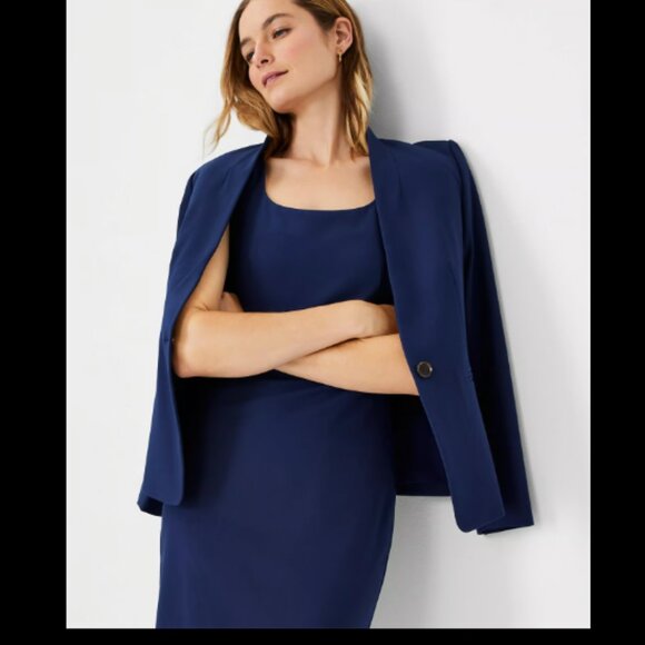 Elegant Navy Blue Women's Dress - Picture 2 of 8